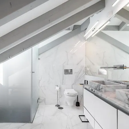 Whome | Premium Duplex Perfect For Business & Families Апартаменты