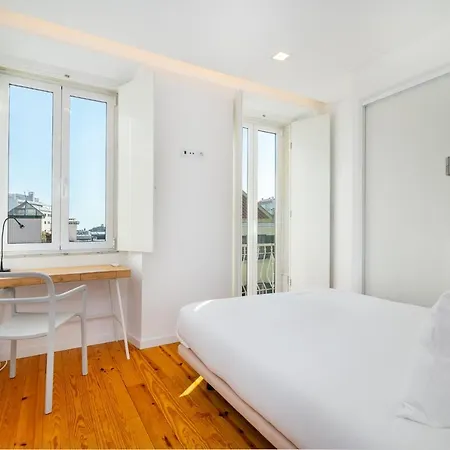 Whome | Premium Duplex Perfect For Business & Families Апартаменты *