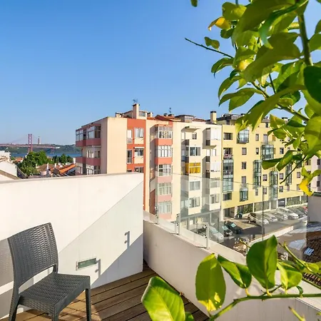Apartment Whome | Premium Duplex Perfect For Business & Families